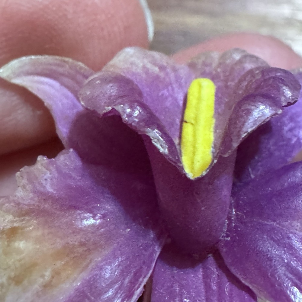 Vintage Purple Flower‎ Brooch Pin - Picture 4 of 10